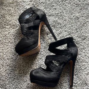 Ultra high Aldo platform shoes